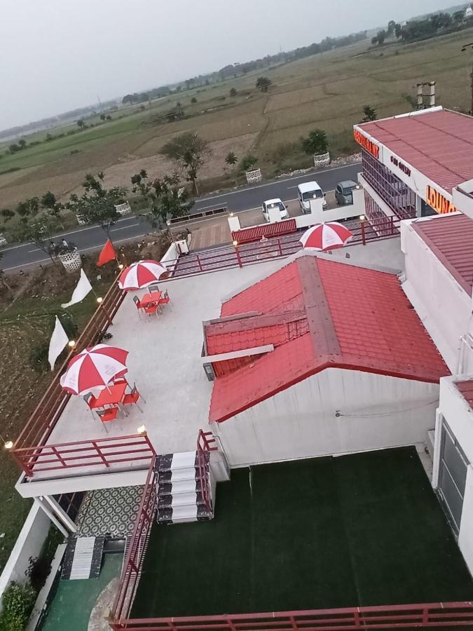 טארפית Gods County. Resort & Banquets מראה חיצוני תמונה