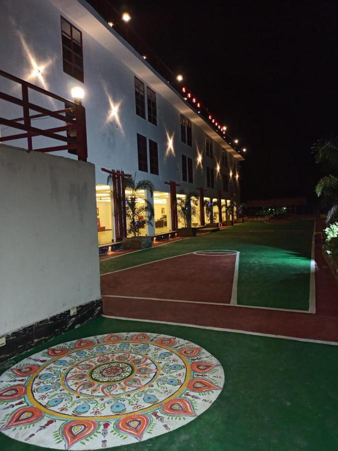 טארפית Gods County. Resort & Banquets מראה חיצוני תמונה